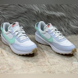 Nike Men’s Waffle Debut ‘White Mint Foam Gum’. New